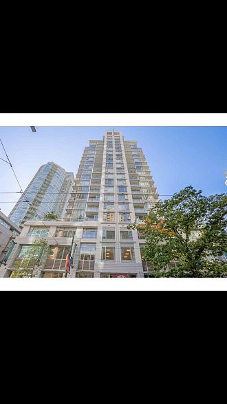 907 480 Robson Street