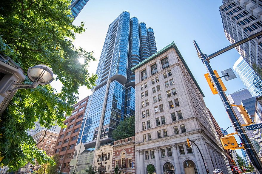 3006 838 W Hastings Street