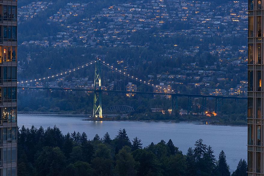 3006 838 W Hastings Street