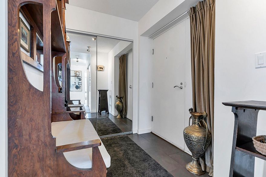 3003 1200 Alberni Street