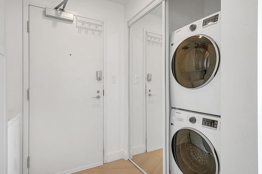 3209 128 W Cordova Street