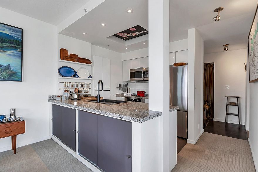 3003 1200 Alberni Street