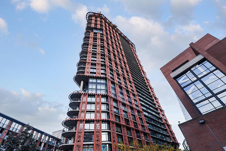 3209 128 W Cordova Street