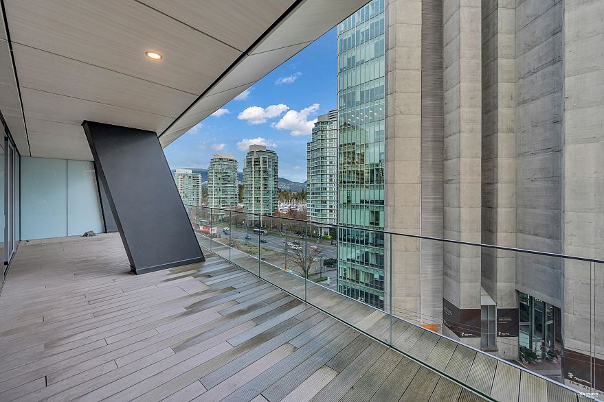 804 1568 Alberni Street