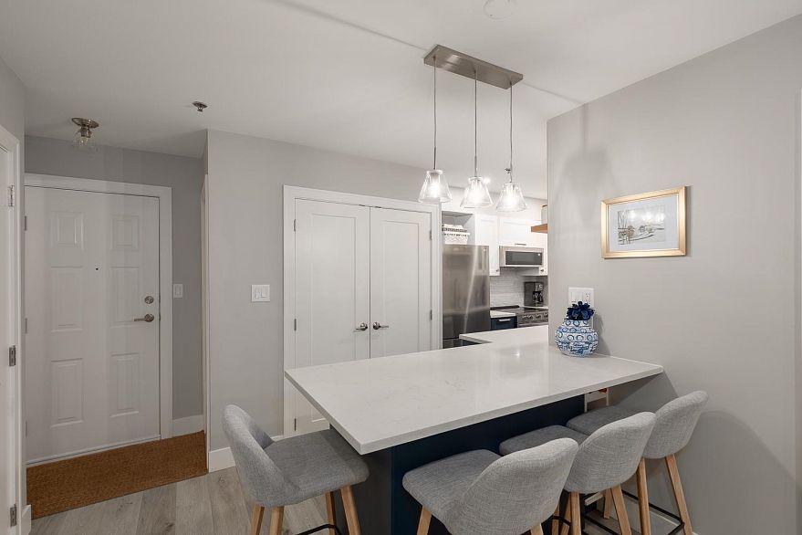 103 1516 E 1st Avenue