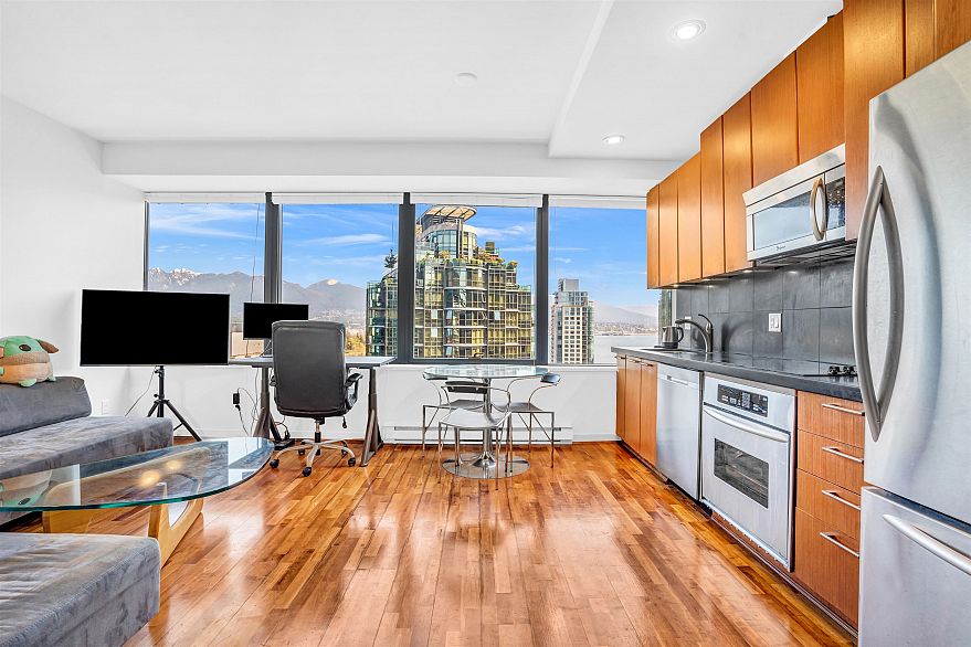 1504 1333 W Georgia Street