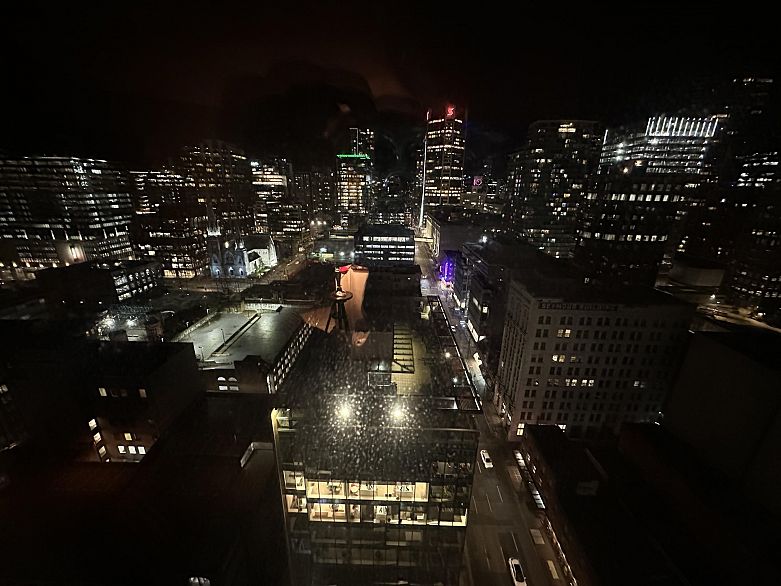 2501 438 Seymour Street