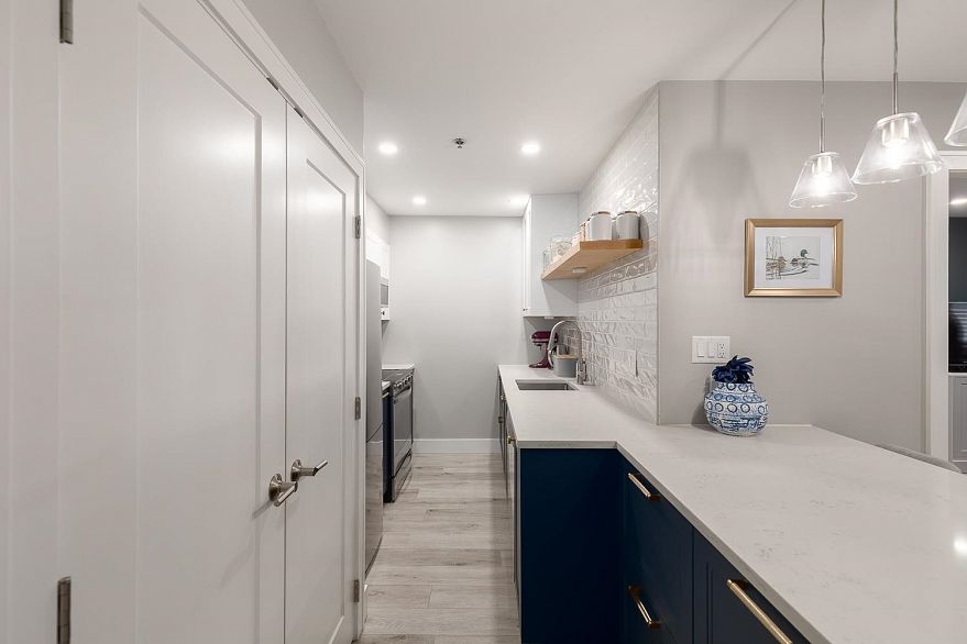 103 1516 E 1st Avenue