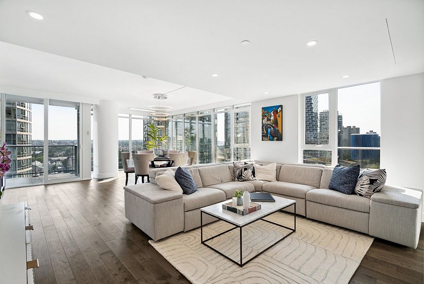 1701 499 Pacific Street