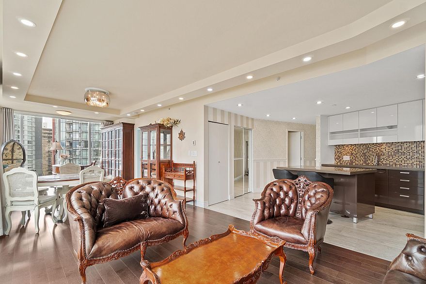 1702 1277 Melville Street