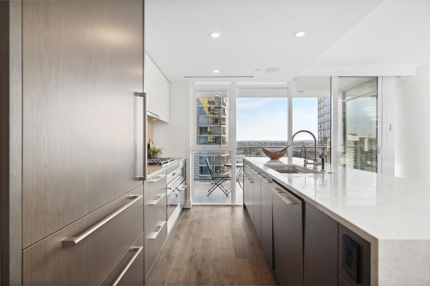 1701 499 Pacific Street