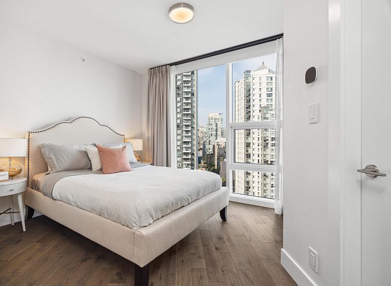 1701 499 Pacific Street