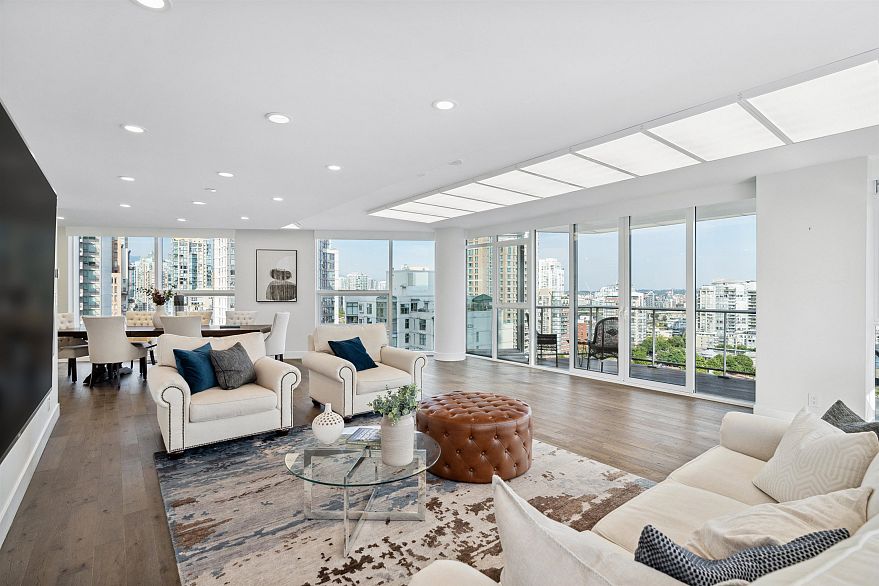 1701 499 Pacific Street