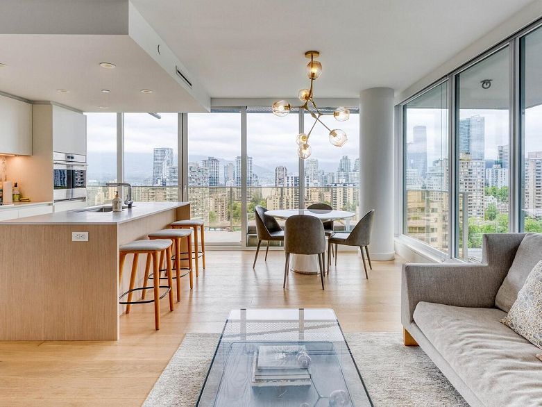 1704 1180 Broughton Street