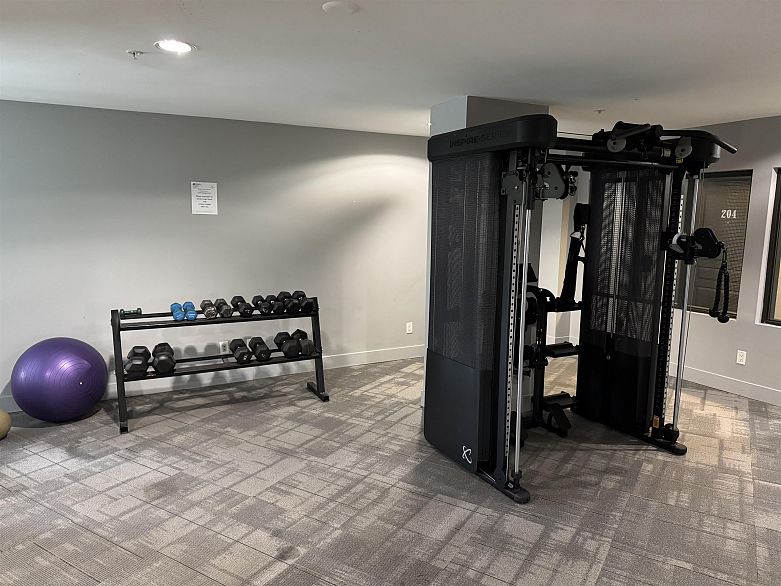 216 4028 Knight Street