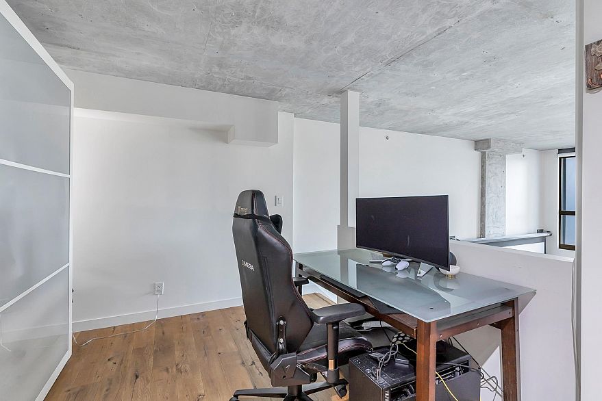 313 1238 Seymour Street