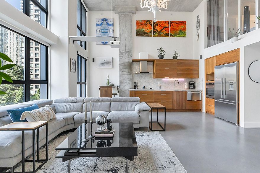 313 1238 Seymour Street