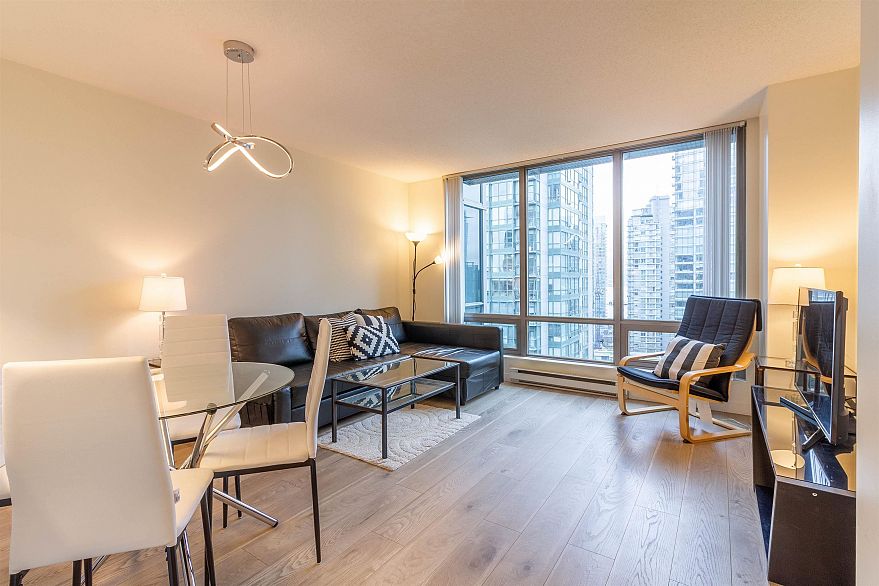 1203 1200 Georgia Street