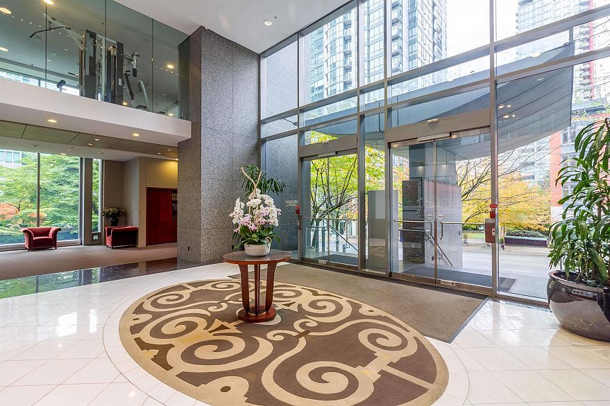 1203 1200 Georgia Street