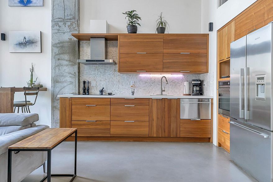 313 1238 Seymour Street