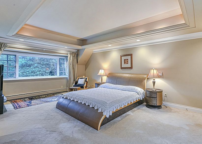 6786 Blenheim Street