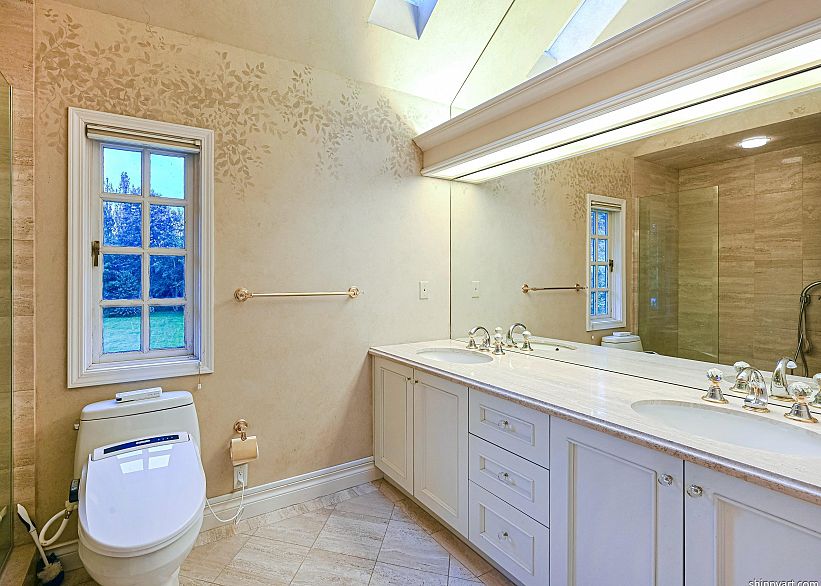 6786 Blenheim Street