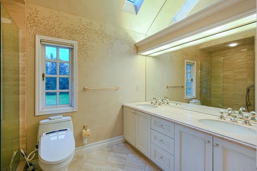 6786 Blenheim Street