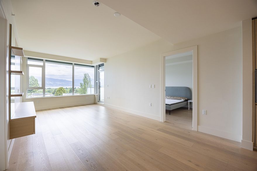 305 3639 W 16th Avenue