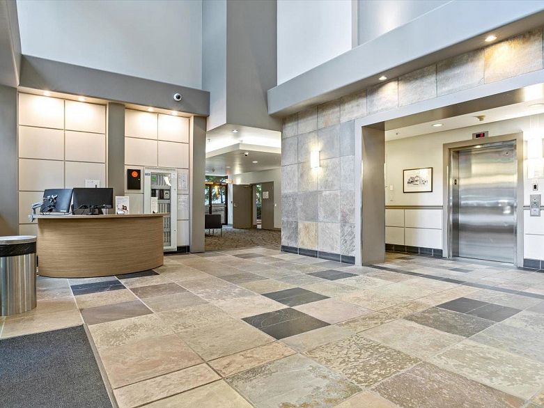 605 1068 Hornby Street