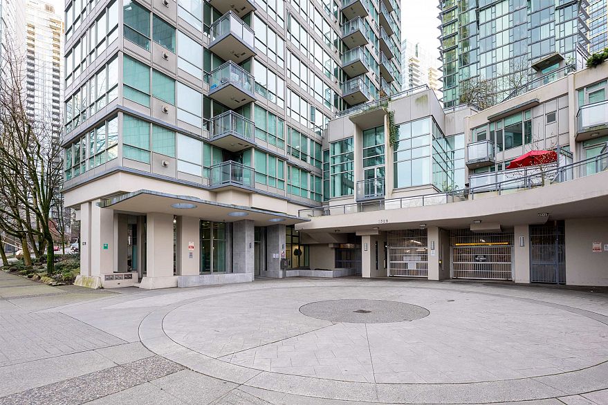 604 1328 W Pender Street