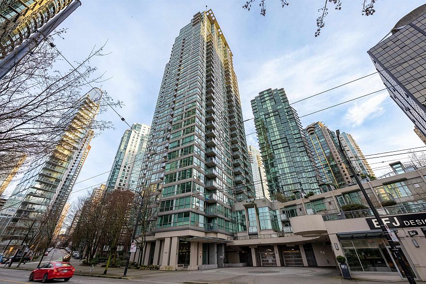 604 1328 W Pender Street