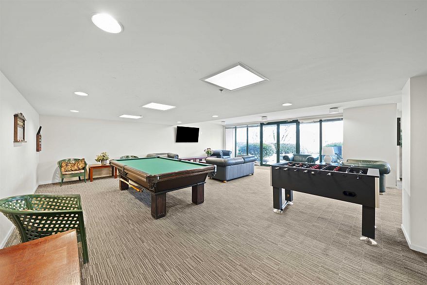 106 503 W 16th Avenue