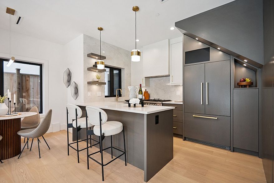 #1 1079 E 14th Avenue