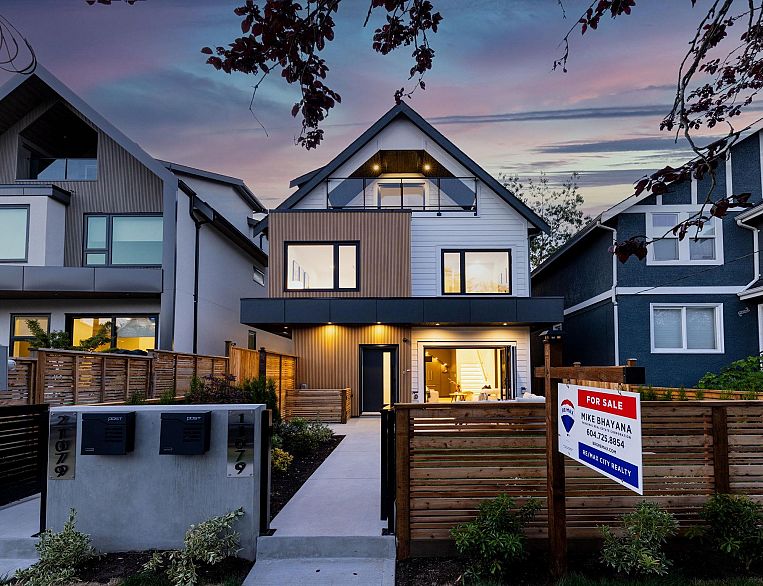 #1 1079 E 14th Avenue