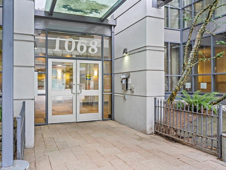 605 1068 Hornby Street