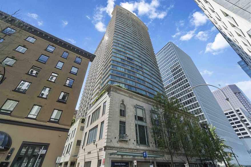 1712 610 Granville Street
