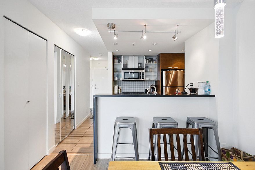 803 980 Cooperage Way