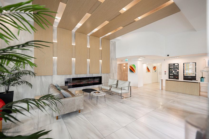 604 1328 W Pender Street