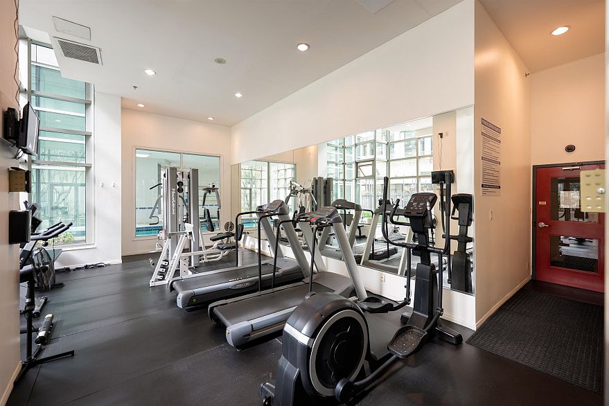 604 1328 W Pender Street