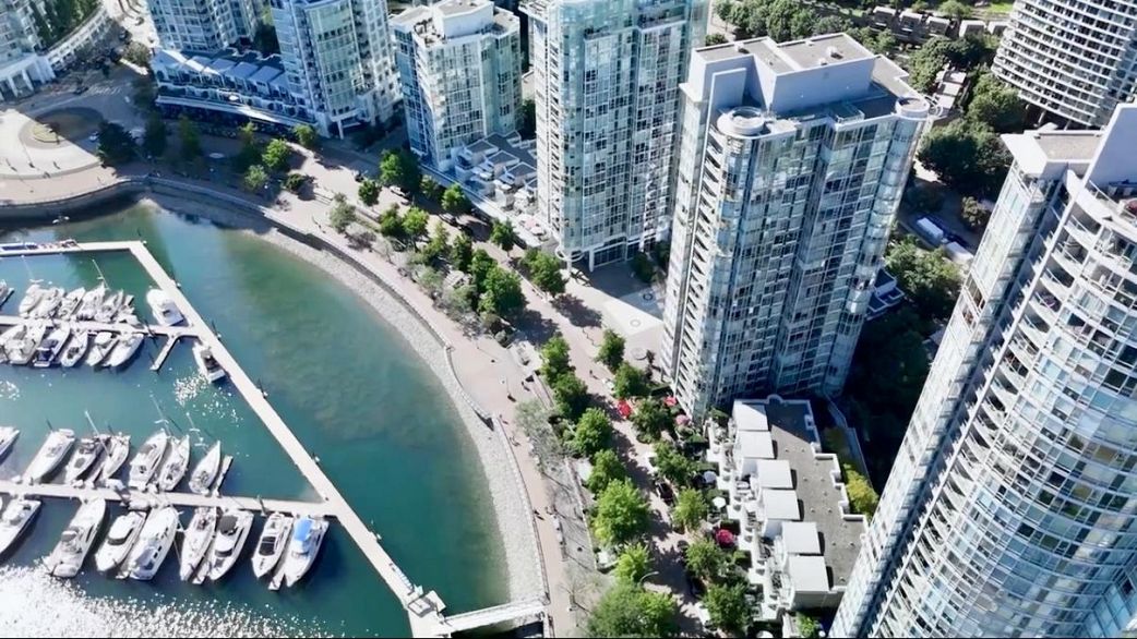 707 1067 Marinaside Crescent