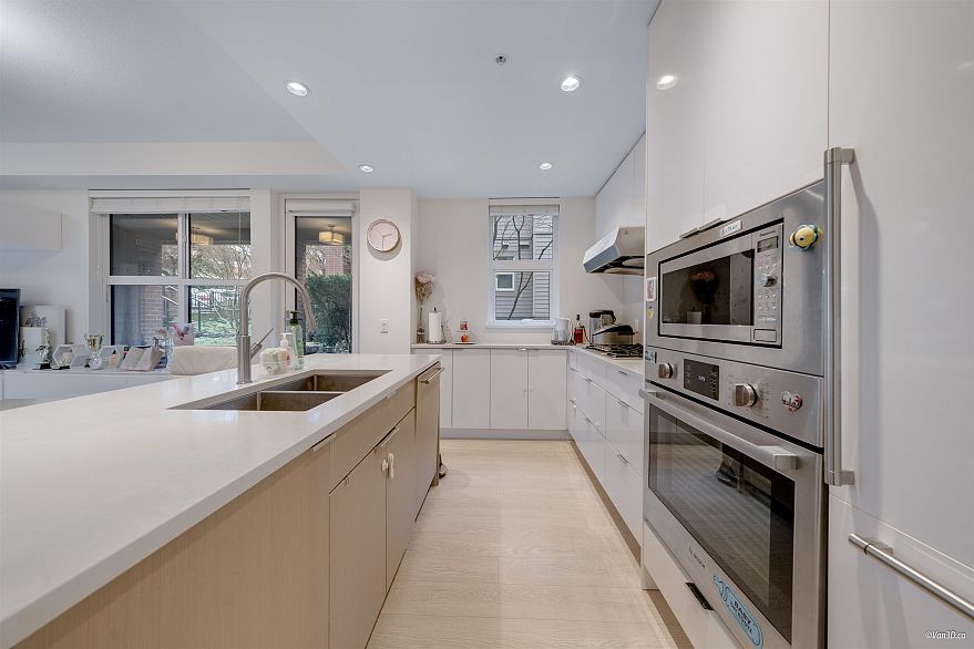 107 7988 Yukon Street