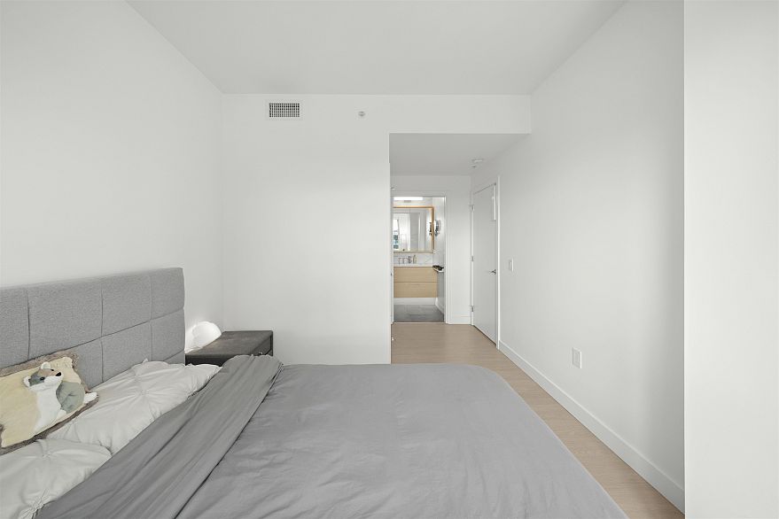 301 8888 Osler Street