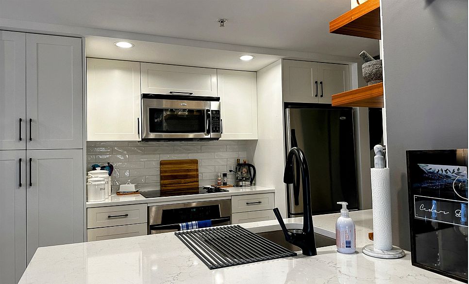 304 1255 Seymour Street