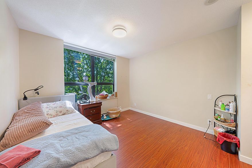 403 3663 Crowley Drive