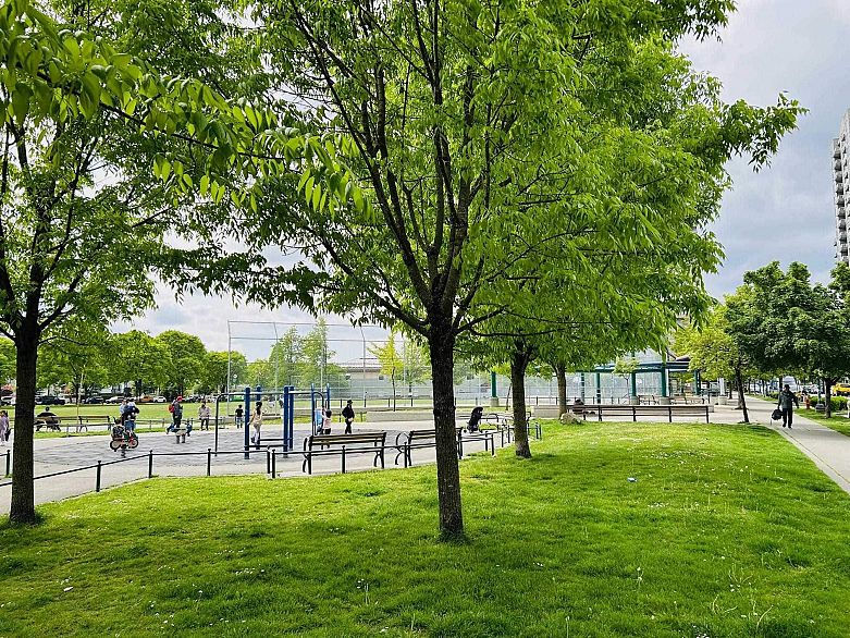 403 3663 Crowley Drive