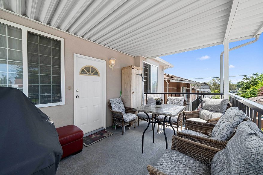 5323 Dumfries Street