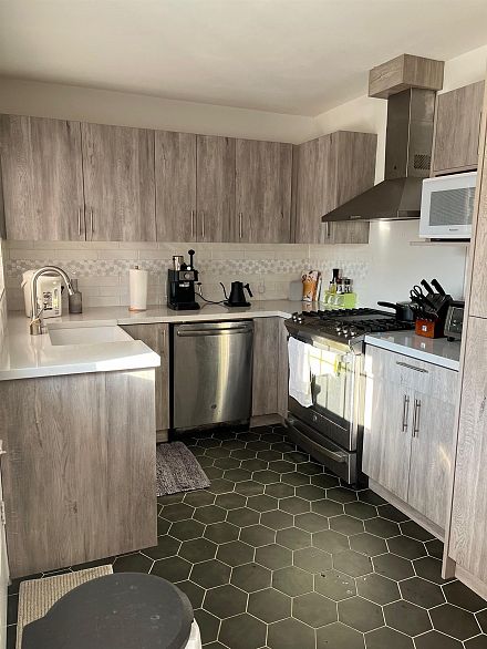 4749 Fairmont Street