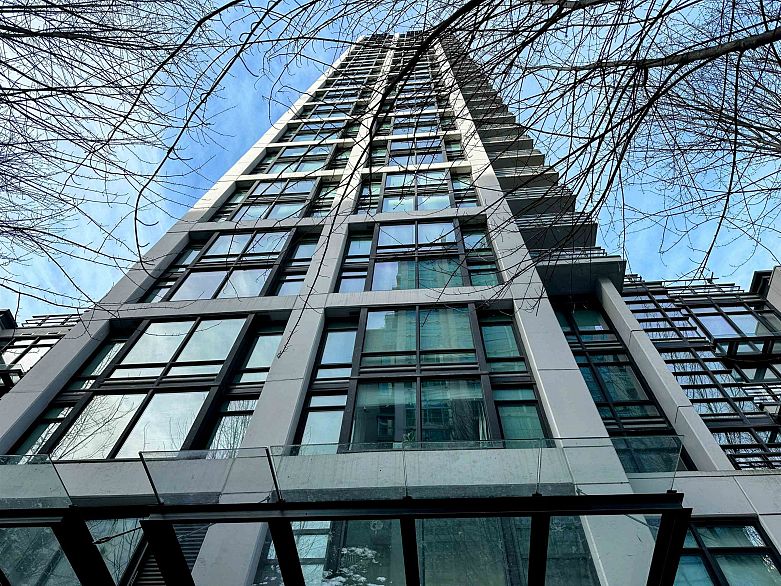 304 1255 Seymour Street