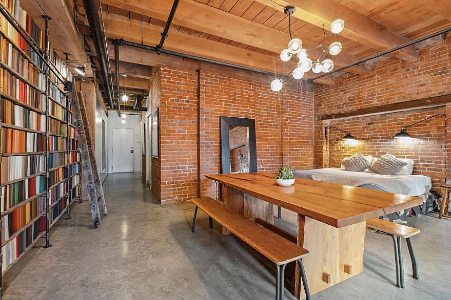 314 55 E Cordova Street