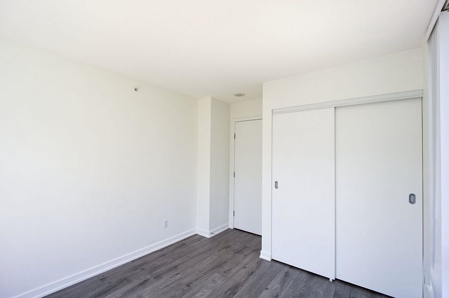 1206 1082 Seymour Street